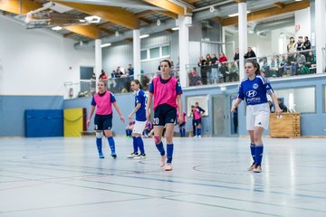 Bild 79 - F Loewinnen Hallen Cup